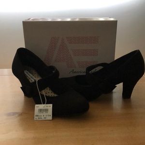 Black heels with strap